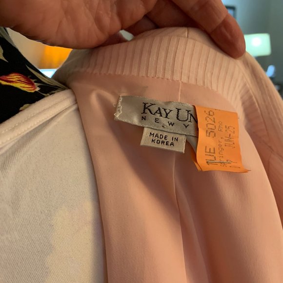 Beautiful Kay Unger Pink Suit with Embroidered Skirt - Picture 2 of 5